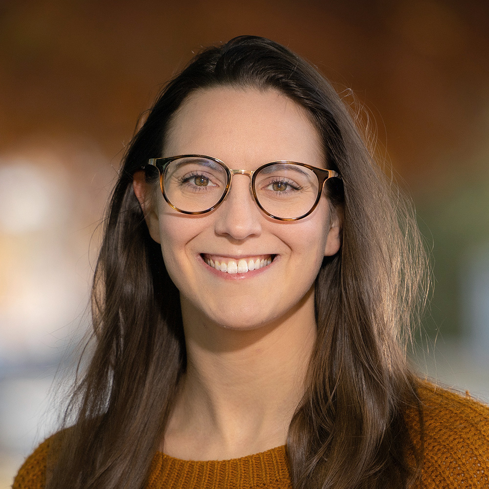 Samantha Murray headshot